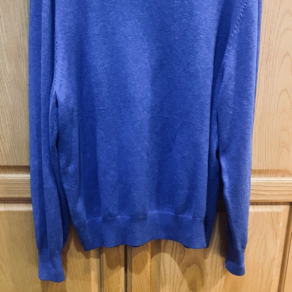 J. McLaughlin Blue V-Neck Sweater Size Large - Picture 5 of 7
